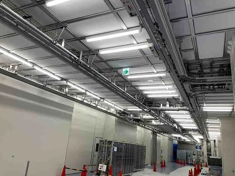 搬送設備用の走行レール及び制御機器